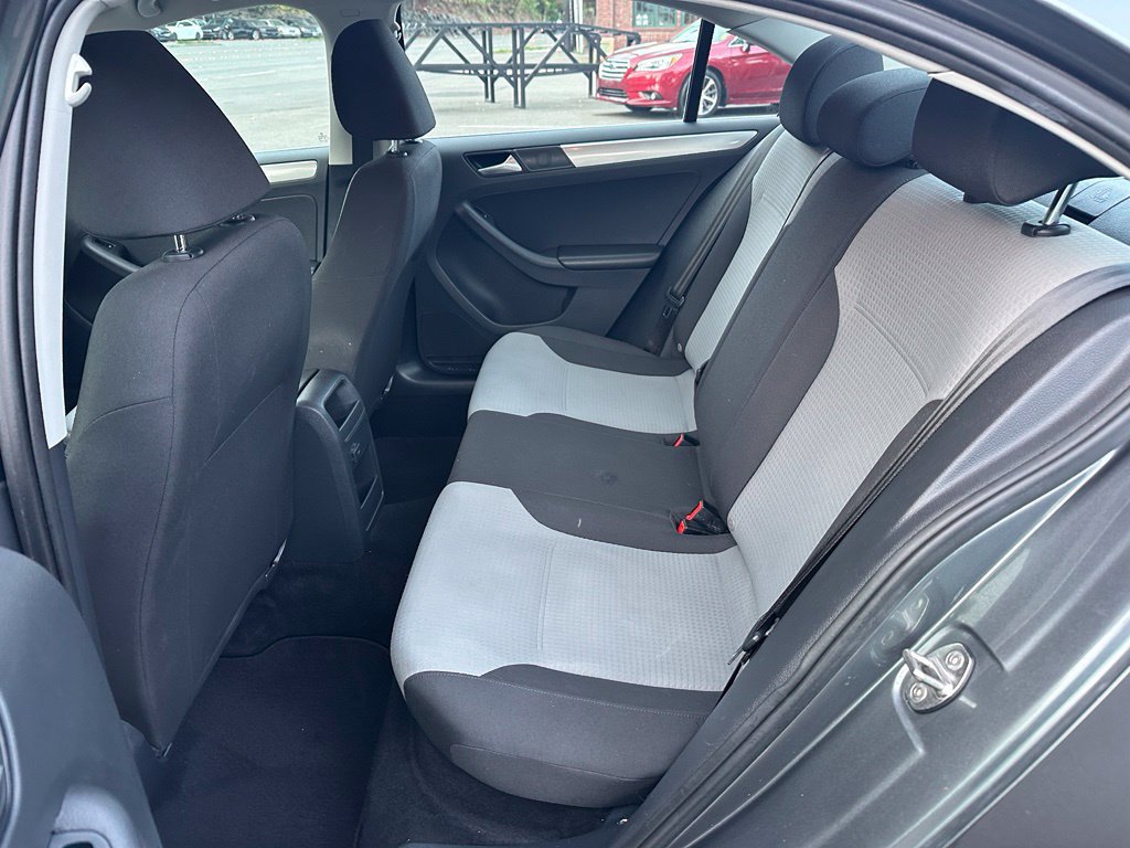 Used 2017 Volkswagen Jetta S FWD image 10