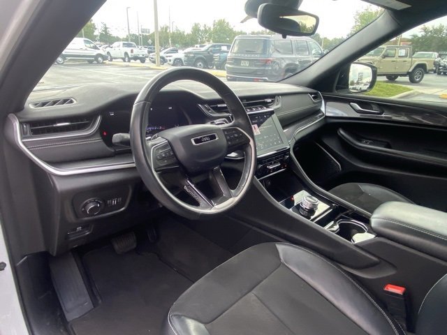 Used 2021 Jeep Grand Cherokee L Laredo image 11