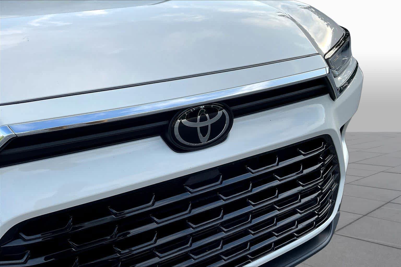 Used 2024 Toyota Grand Highlander FWD image 29