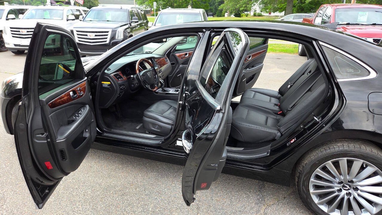 Used 2015 Hyundai Equus Signature RWD image 27