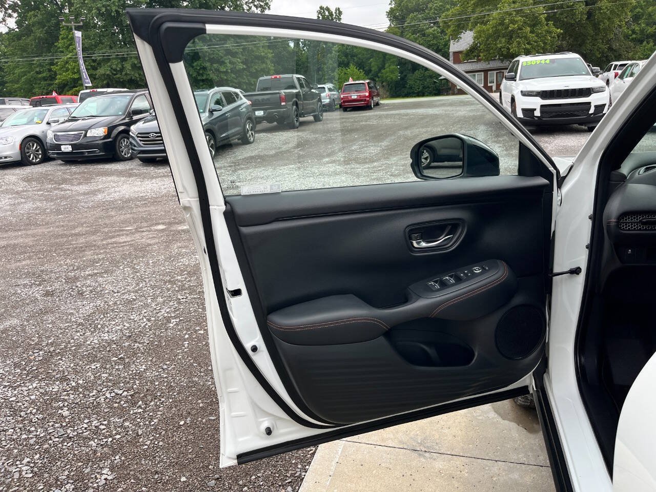 Used 2023 Honda HR-V Sport image 18