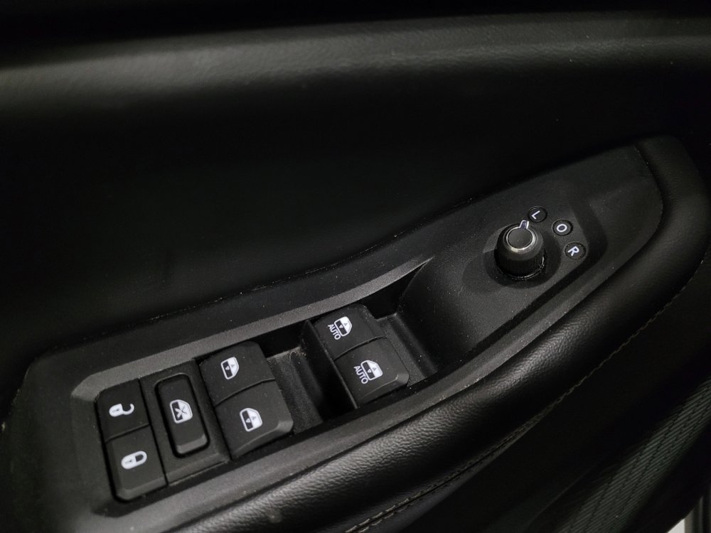 Used 2023 Jeep Grand Cherokee L Laredo AWD/4WD image 27