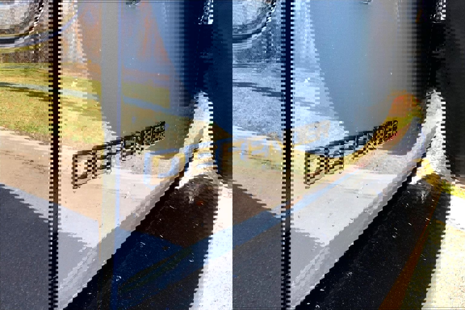 New 2026 Land Rover Defender 110 S image 15