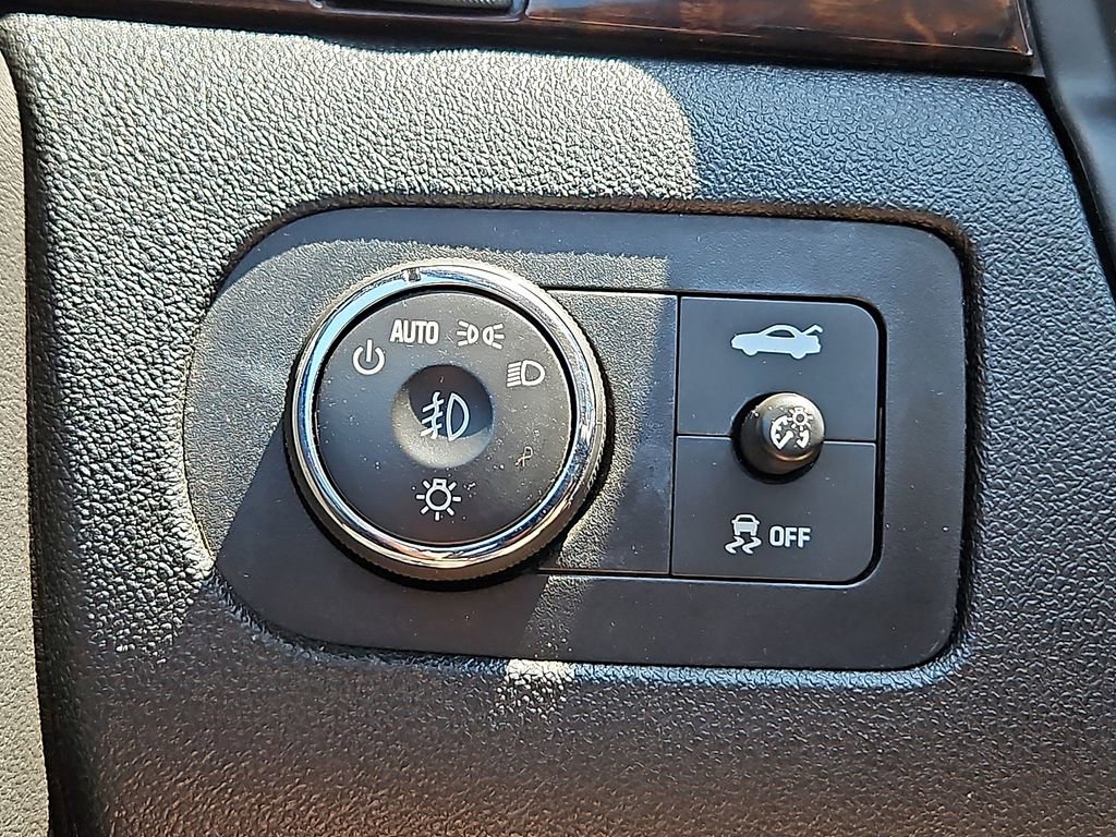 Used 2016 Chevrolet Impala LTZ image 23