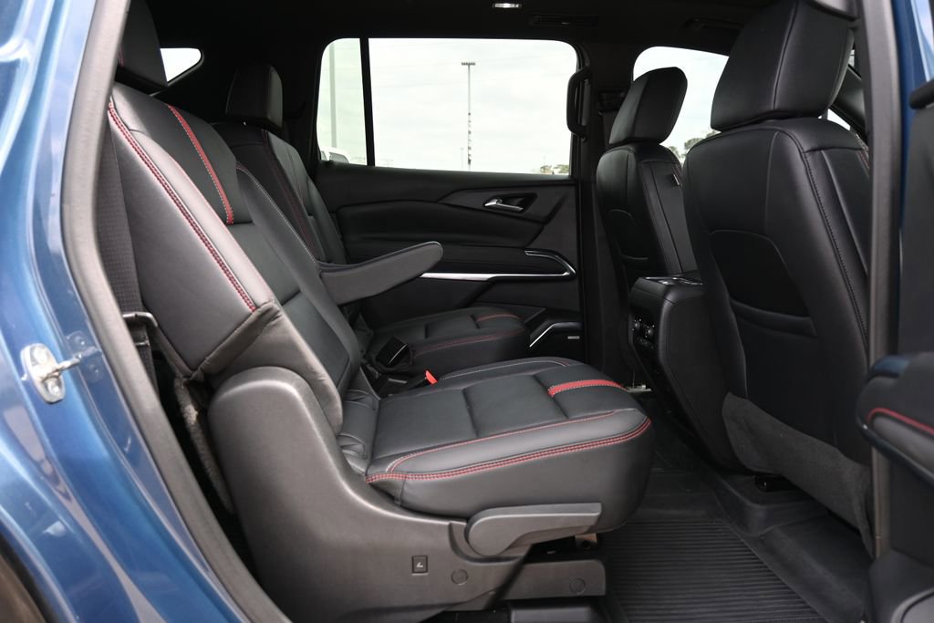 Used 2024 Chevrolet Traverse RS w/ LPO, Floor Liner Package image 21