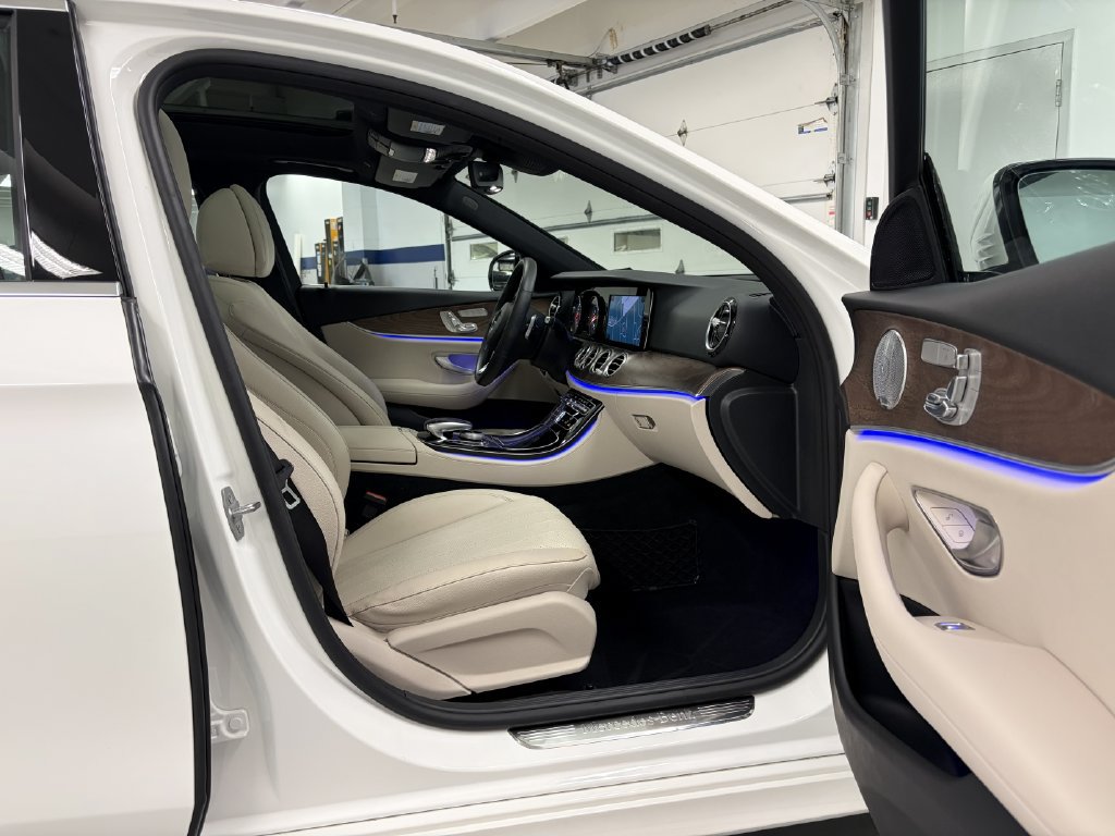 Used 2017 Mercedes-Benz E 300 4MATIC image 17