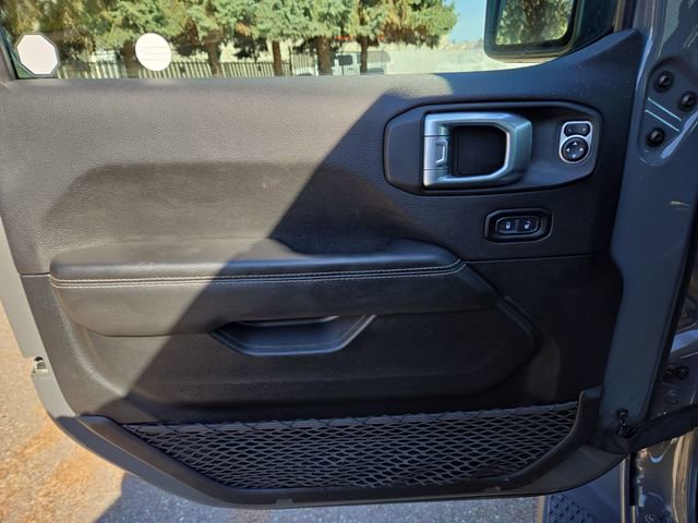 Used 2021 Jeep Gladiator Overland w/ Uconnect 4C Nav & Sound Group image 17