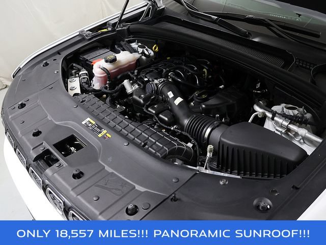 Used 2023 Jeep Grand Cherokee L Limited AWD/4WD image 39