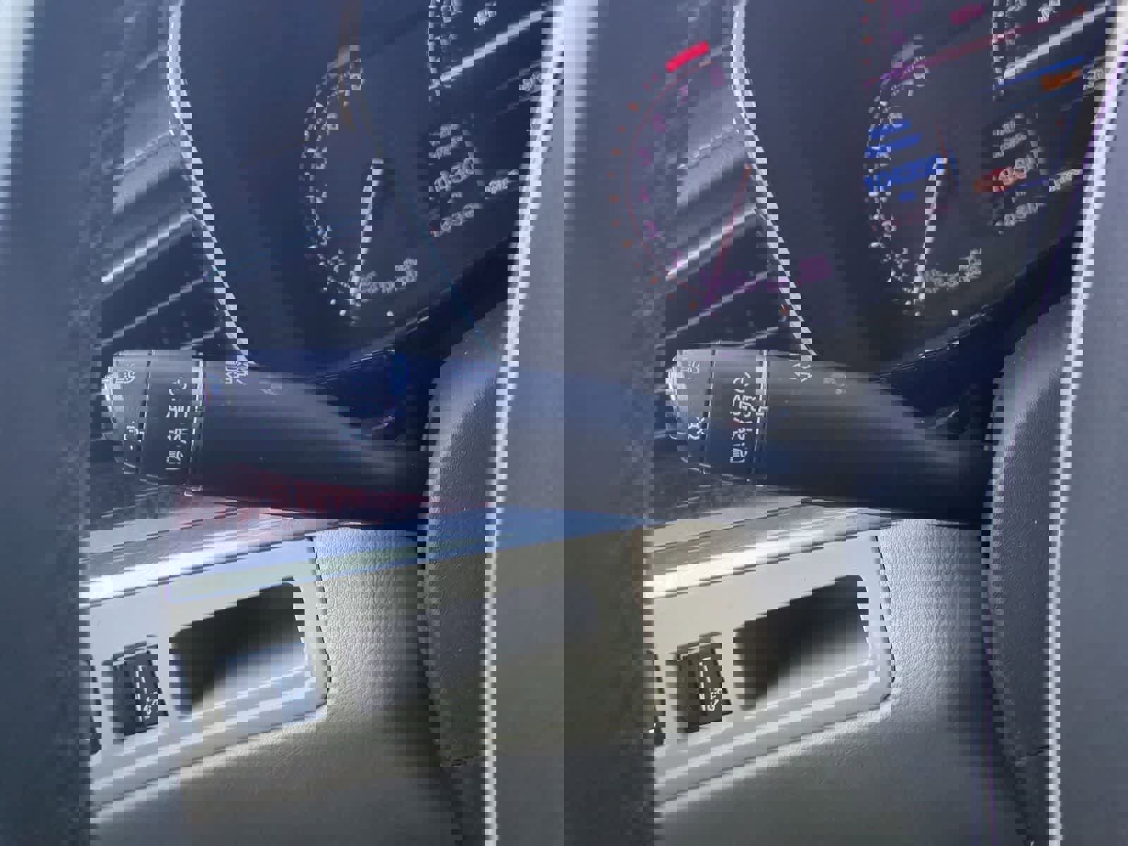 Used 2017 Cadillac XT5 Luxury w/ Driver Awareness Package image 27