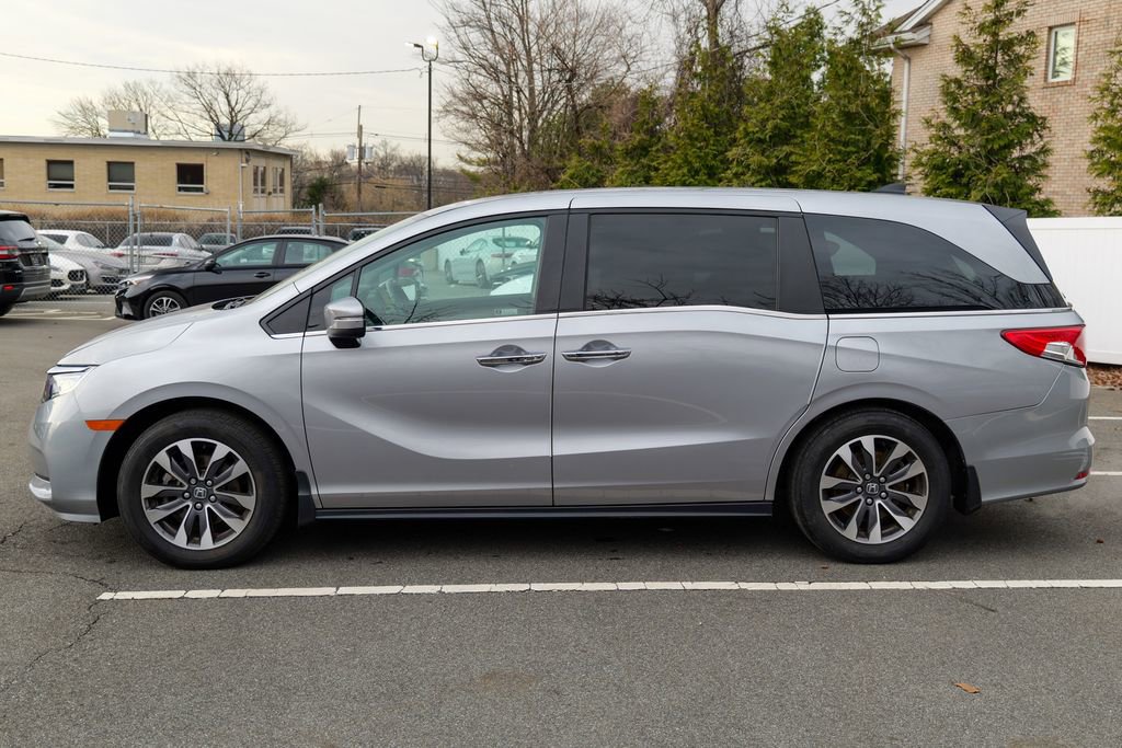 Used 2023 Honda Odyssey EX-L image 4