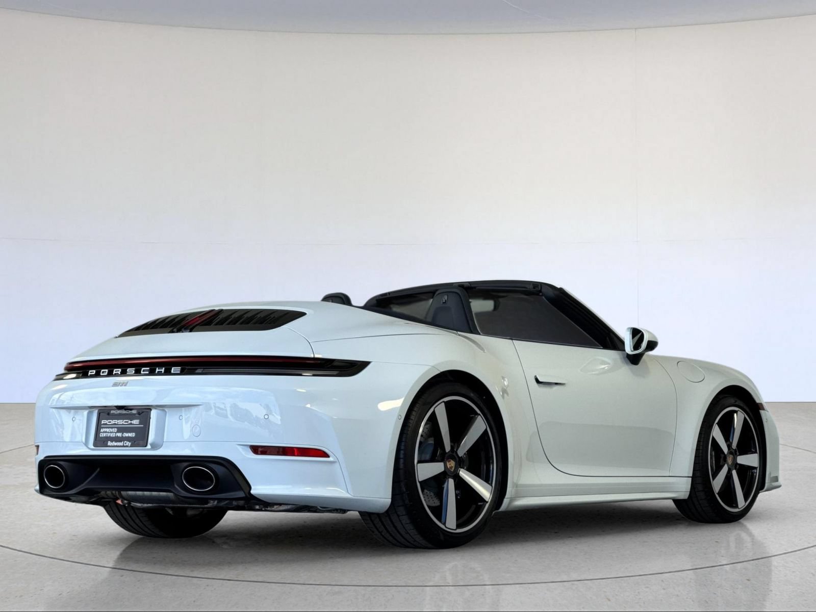 Certified 2026 Porsche 911 Carrera T RWD image 8