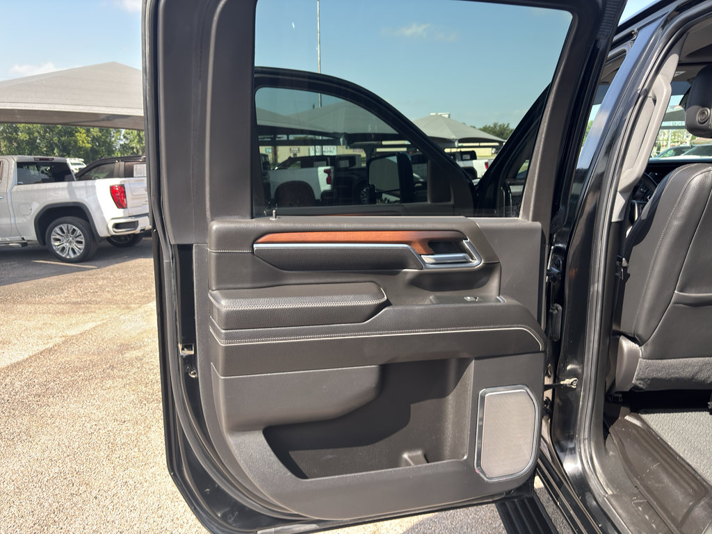 Certified 2024 GMC Sierra 3500 Denali w/ Denali Reserve Package AWD/4WD image 14