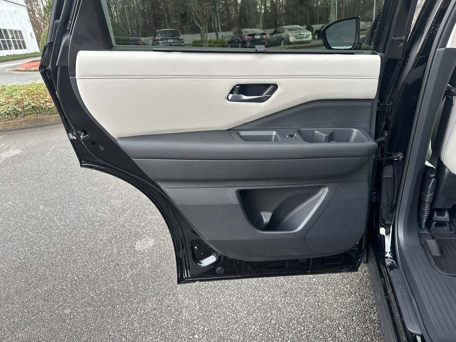 New 2026 Nissan Pathfinder SL image 22