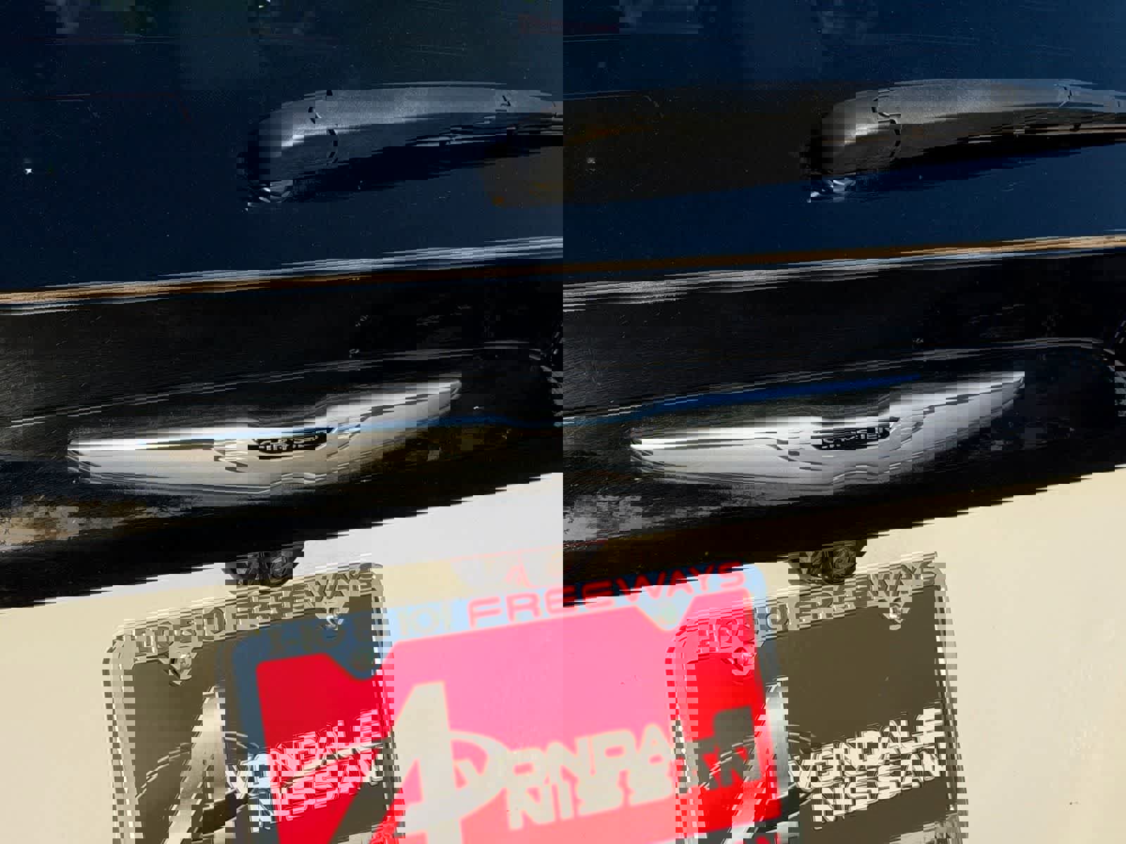 Used 2024 Chrysler Voyager LX image 30