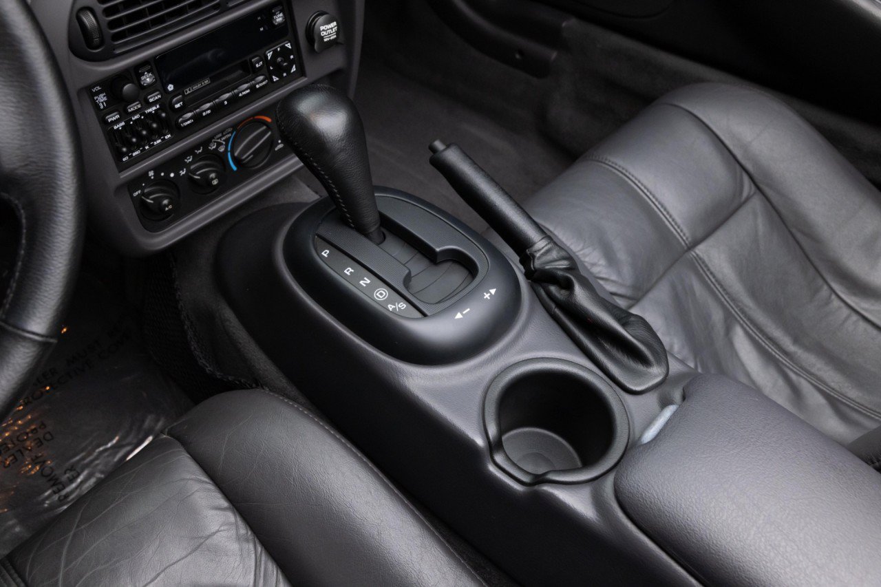 Used 1999 Plymouth Prowler RWD image 34