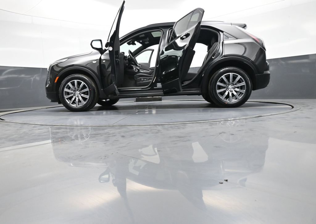 Used 2023 Cadillac XT4 Sport w/ Technology Package image 50