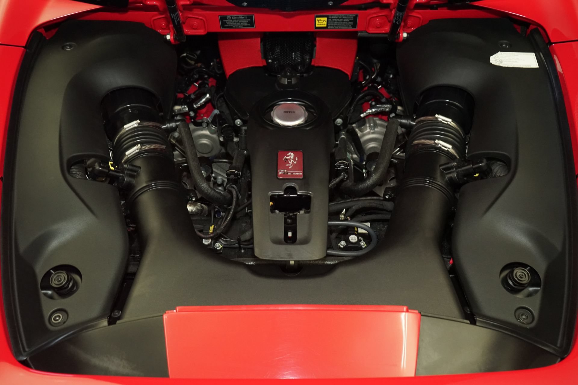 Used 2021 Ferrari F8 Tributo RWD image 24