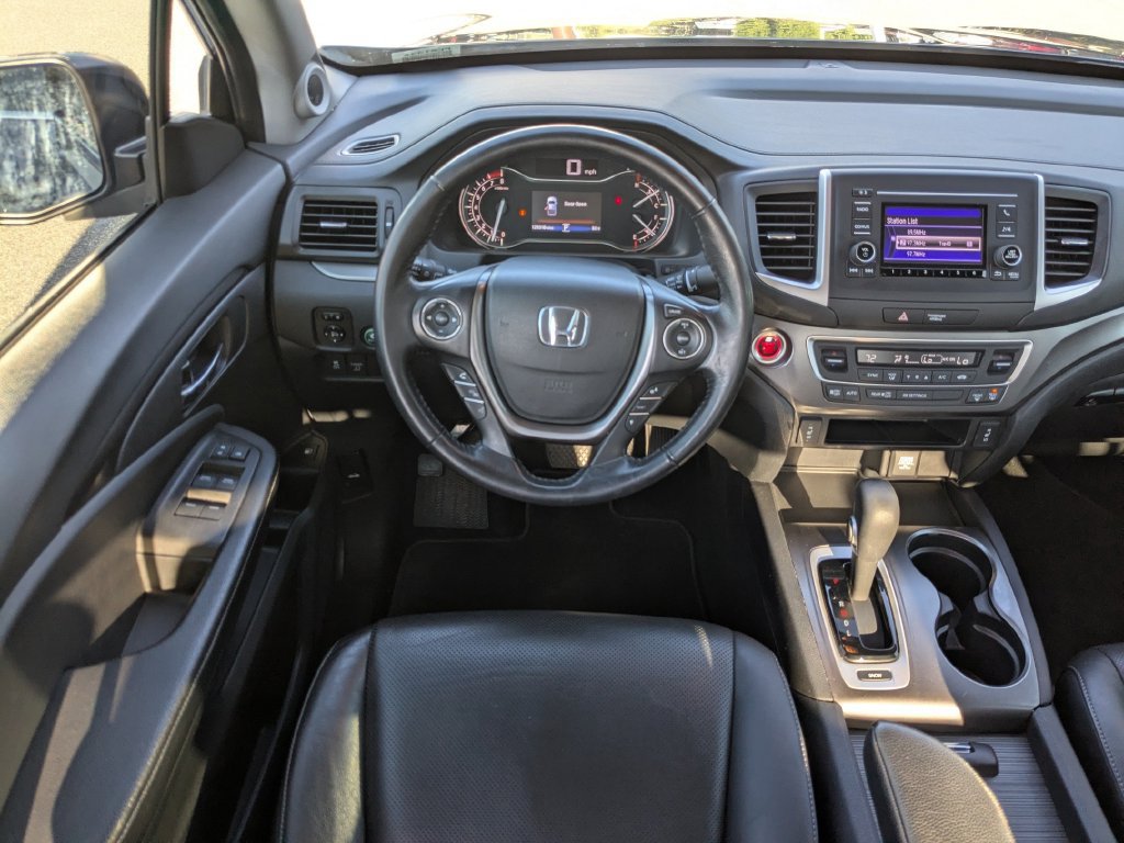 Used 2017 Honda Ridgeline RTL image 14