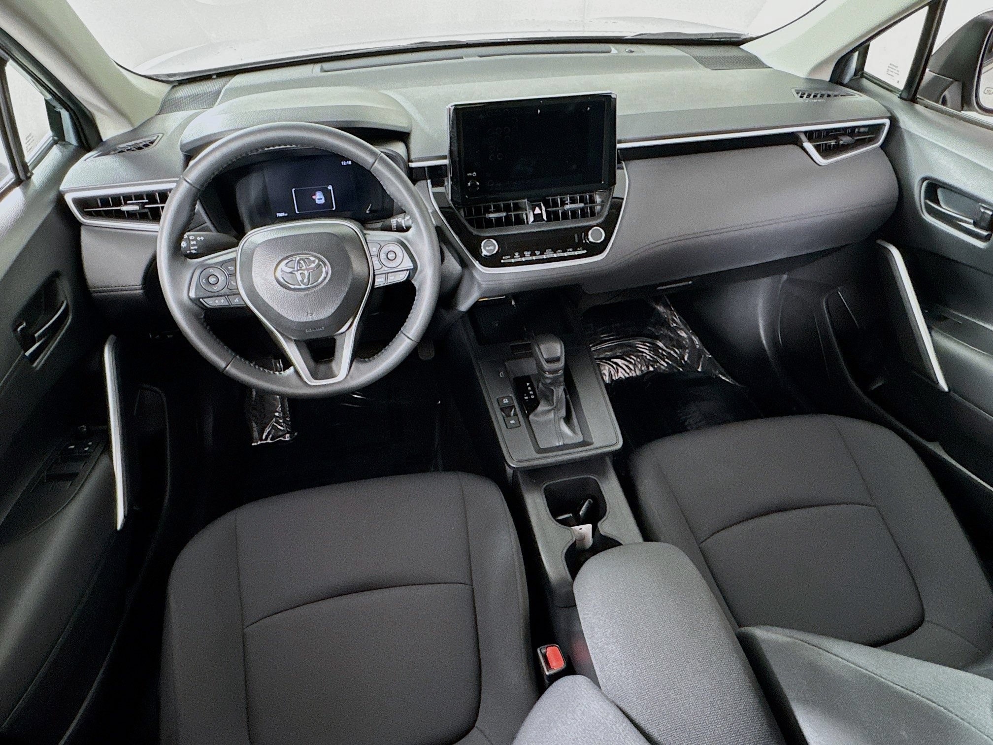 Certified 2026 Toyota Corolla Cross LE AWD/4WD image 19