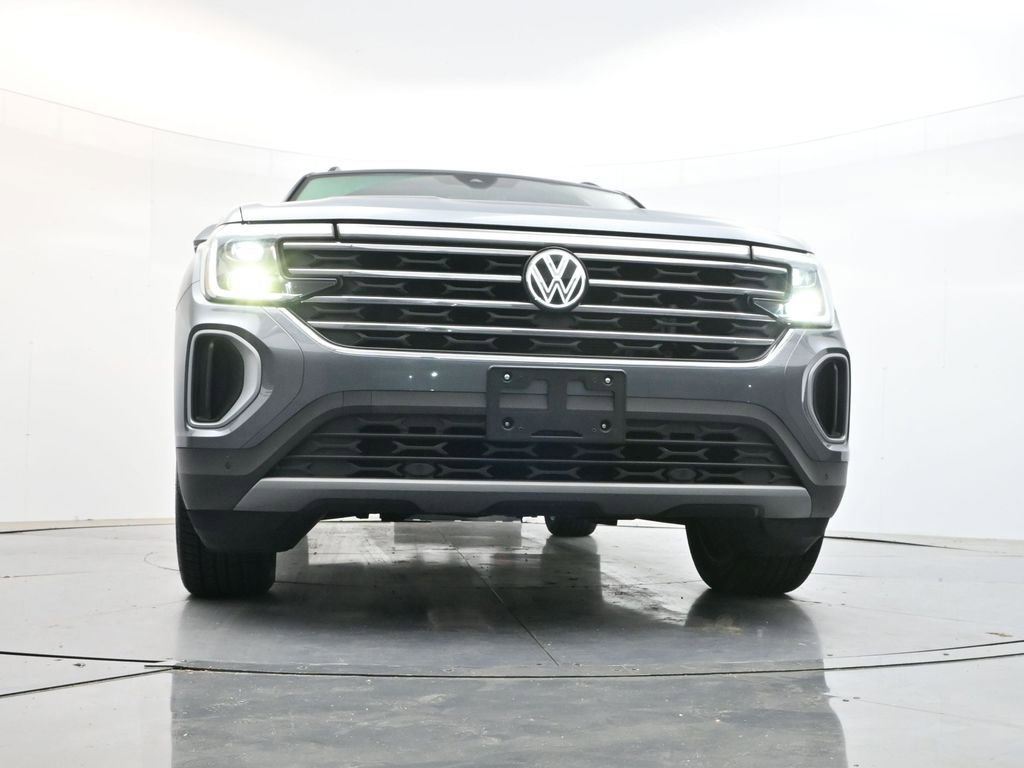 Used 2024 Volkswagen Atlas SE image 30
