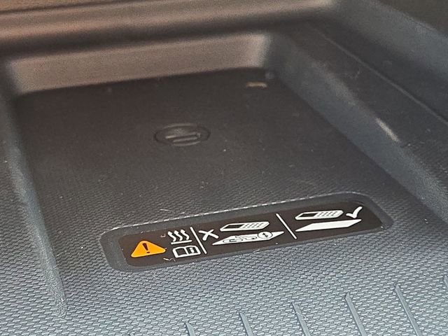 New 2025 Chevrolet Equinox EV RS w/ Convenience Package II image 37