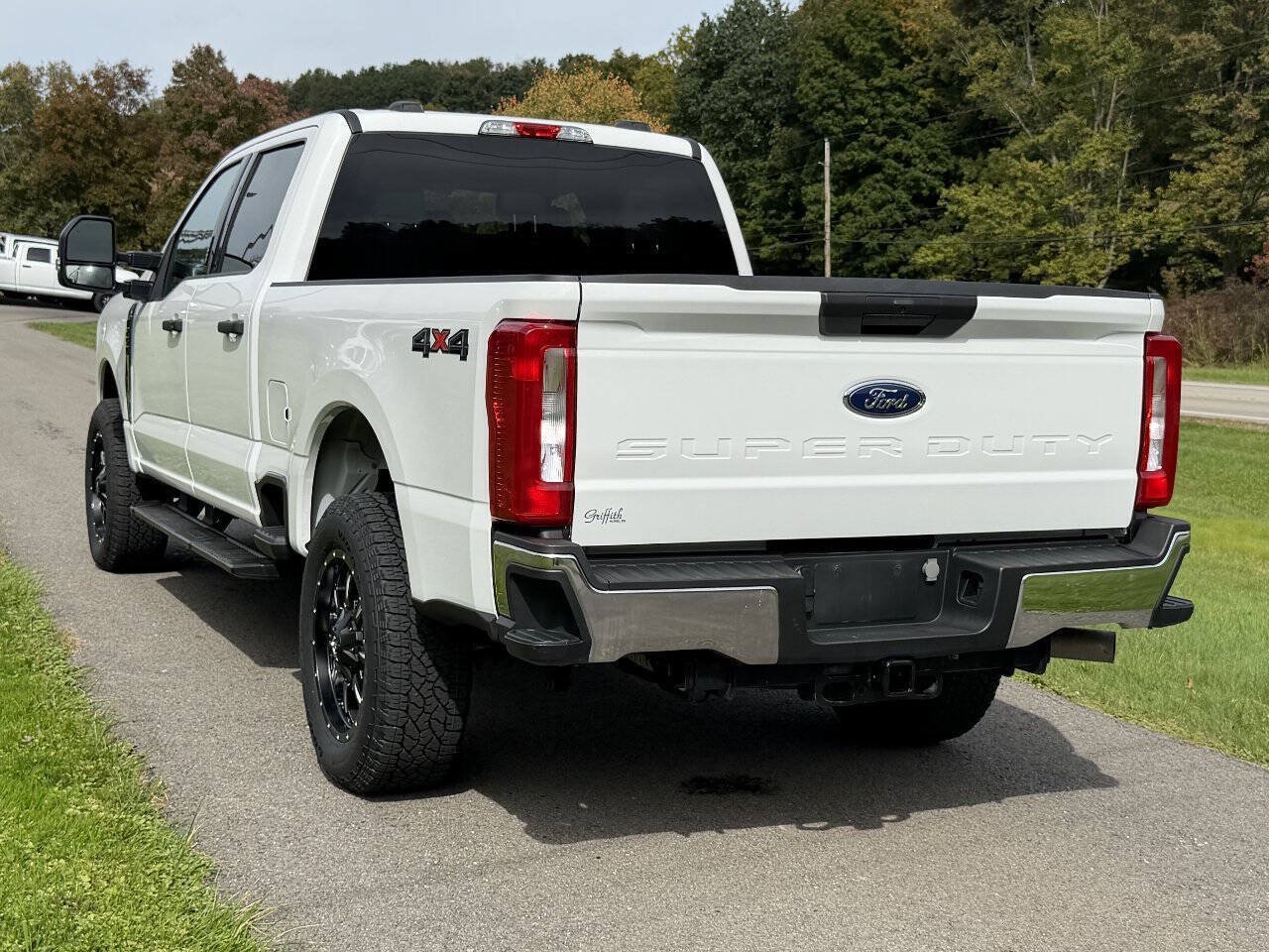 Used 2024 Ford F250 XLT AWD/4WD image 6