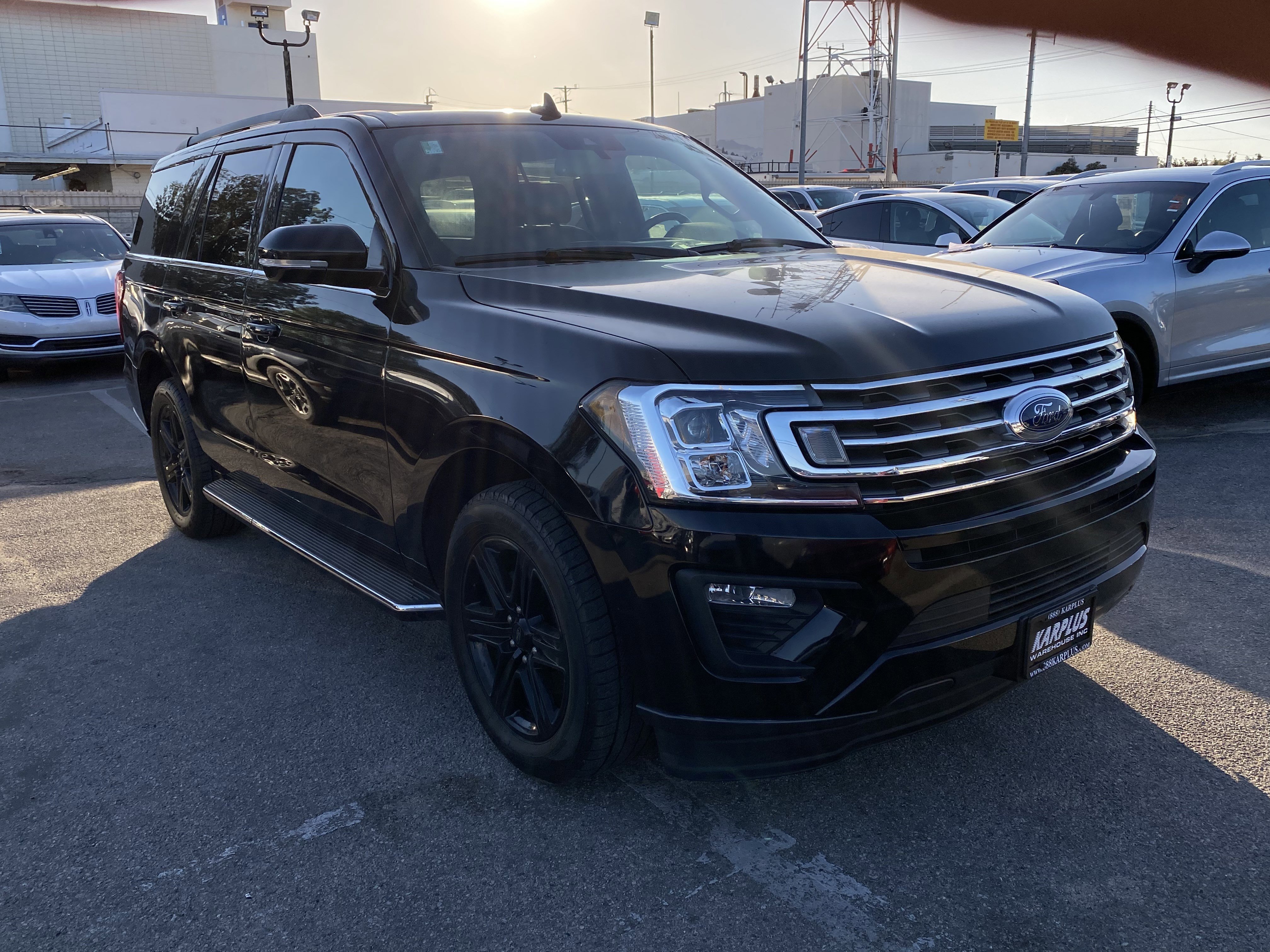 Used 2020 Ford Expedition XLT w/ Equipment Group 202A image 7