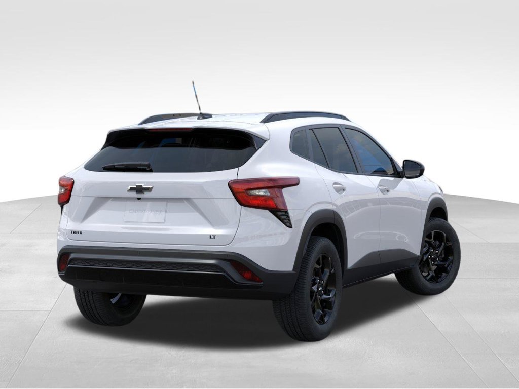 New 2026 Chevrolet Trax LT w/ Driver Confidence Package FWD image 4