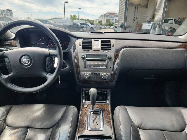 Used 2010 Cadillac DTS Luxury FWD image 8