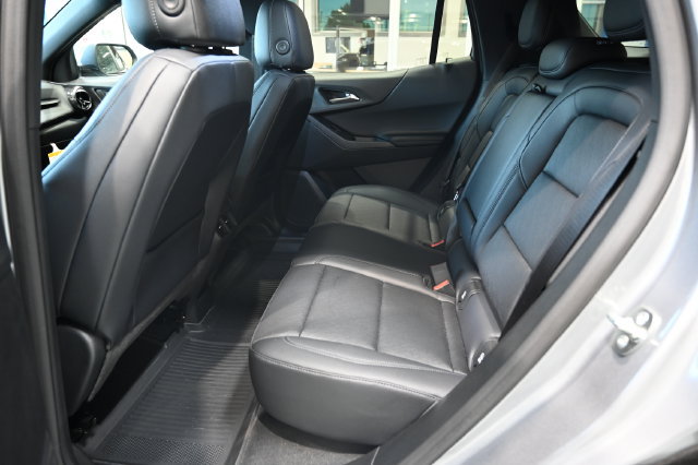 New 2027 Chevrolet Equinox LT w/ Convenience Package II AWD/4WD image 11