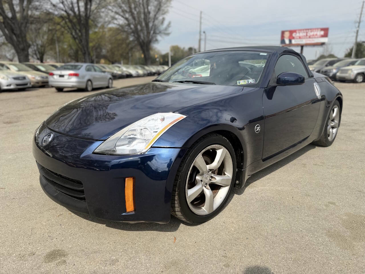 Used 2009 Nissan 350Z Touring image 1