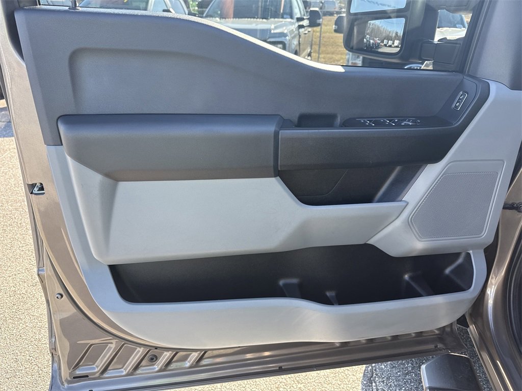 Used 2023 Ford F350 XL image 10