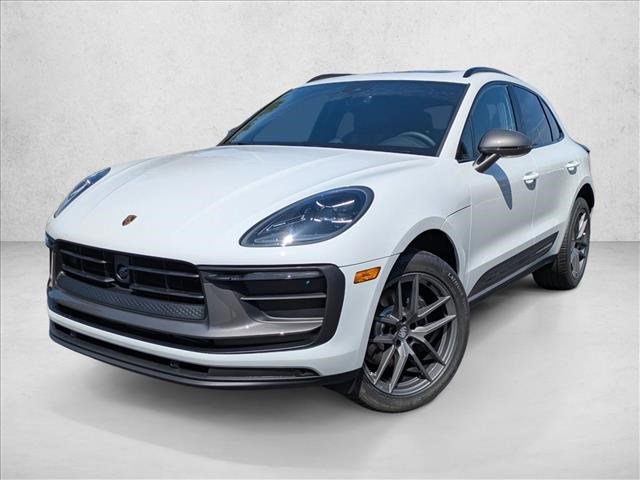 Certified 2025 Porsche Macan Turbo image 1