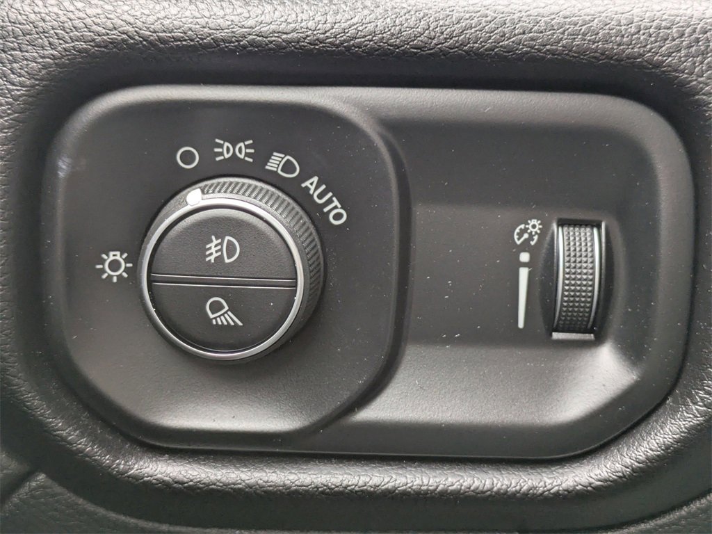 Used 2024 RAM 2500 Big Horn w/ Level 2 Equipment Group image 24