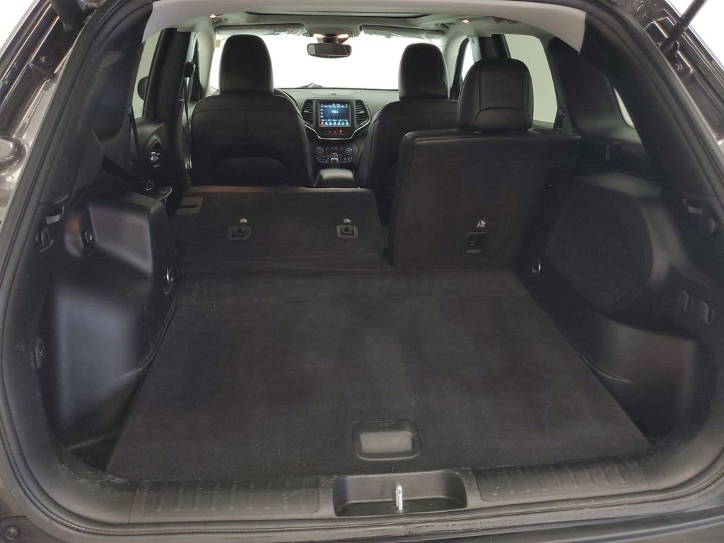 Used 2021 Jeep Cherokee Latitude Lux w/ Sun & Sound Group image 24
