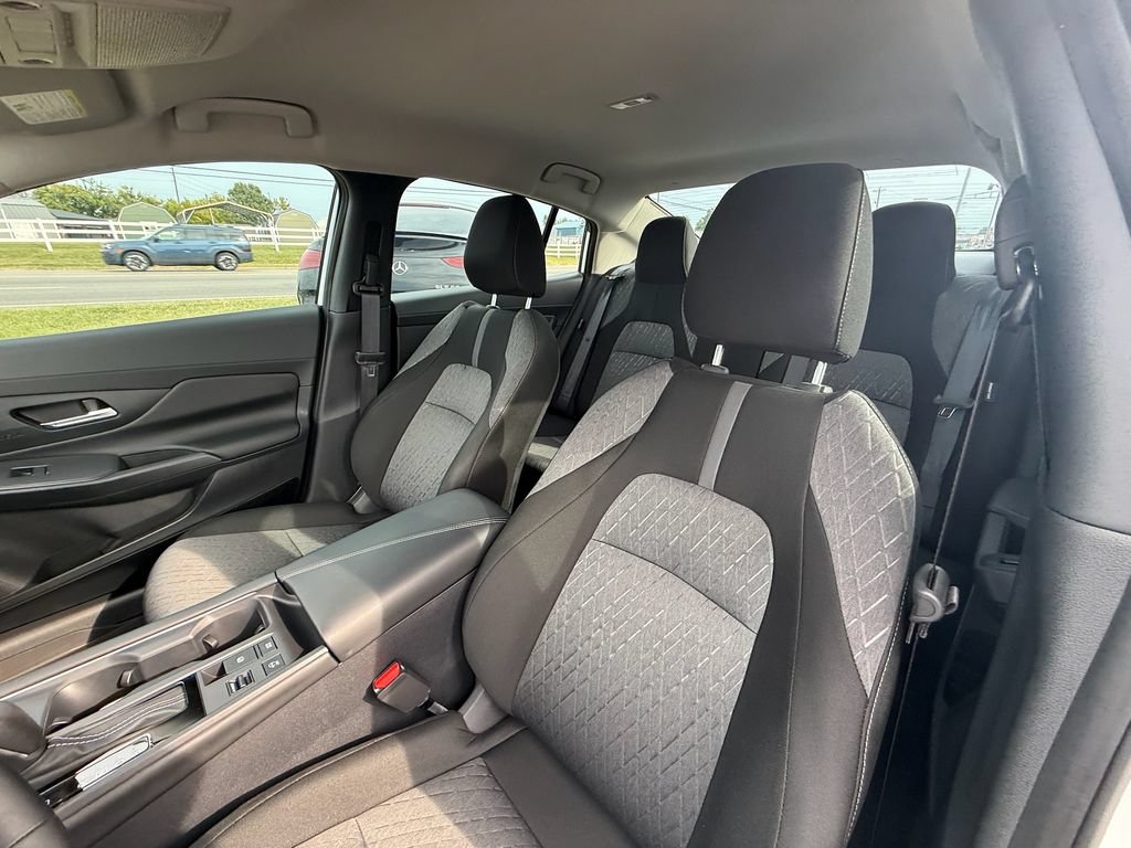 Used 2026 Nissan Sentra SV w/ SV Convenience Package FWD image 13