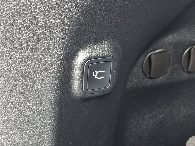 Used 2020 Jeep Cherokee Limited AWD/4WD image 29