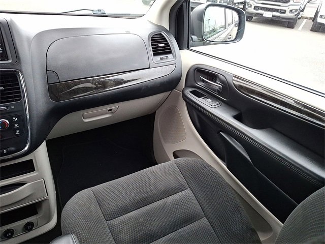 Used 2017 Dodge Grand Caravan SE w/ Power Window Group image 11