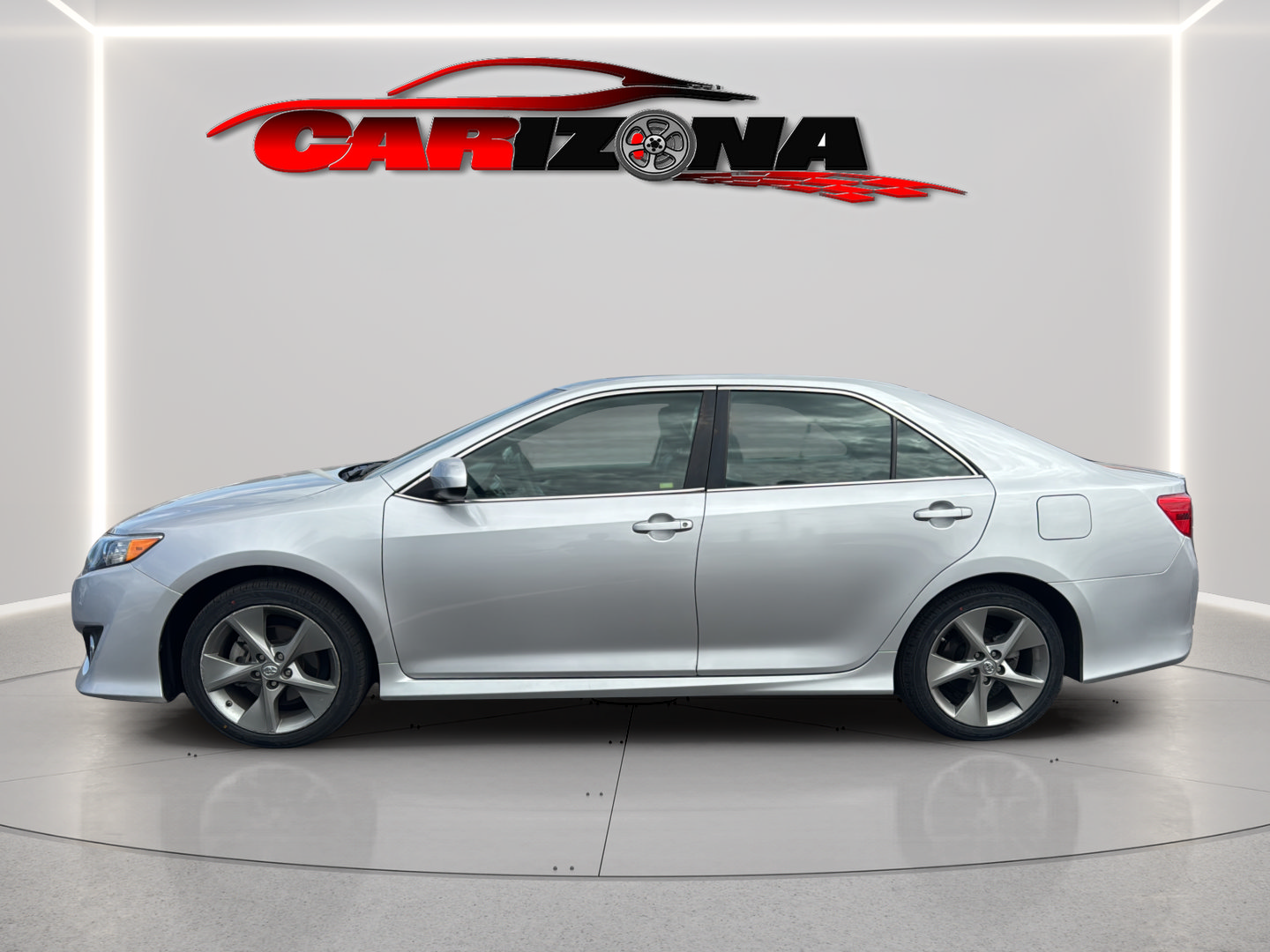 Used 2014 Toyota Camry SE FWD image 10