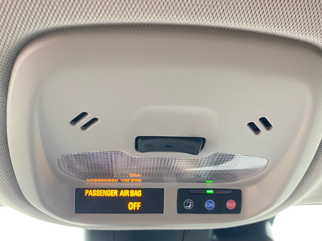 Used 2025 Chevrolet Trax LT w/ LT Convenience Package image 22