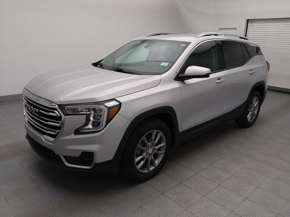 Used 2022 GMC Terrain SLT AWD/4WD image 2
