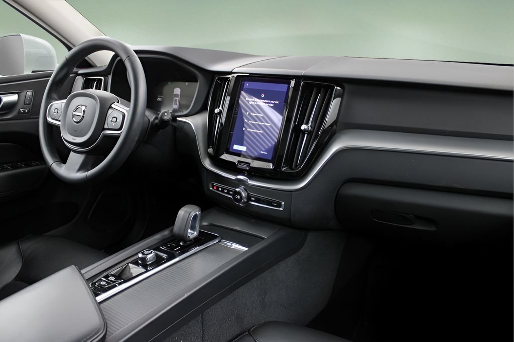 Used 2023 Volvo XC60 B5 Core w/ Climate Package AWD/4WD image 21