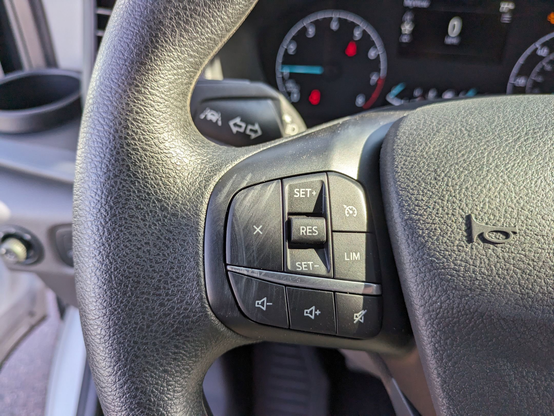 New 2025 Ford Transit 250 148 Medium Roof image 18