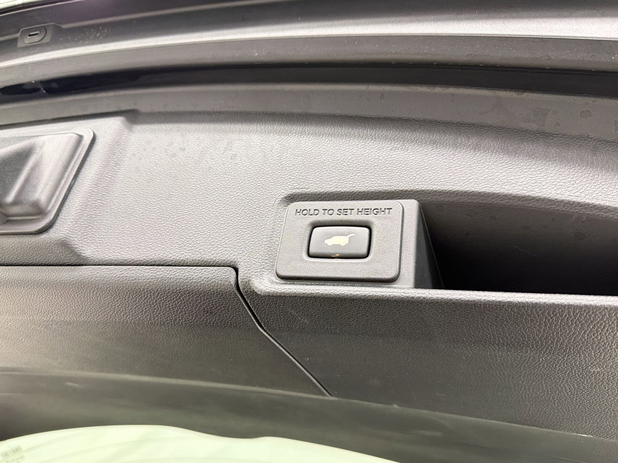 Used 2022 Acura RDX FWD w/ Technology Package image 35