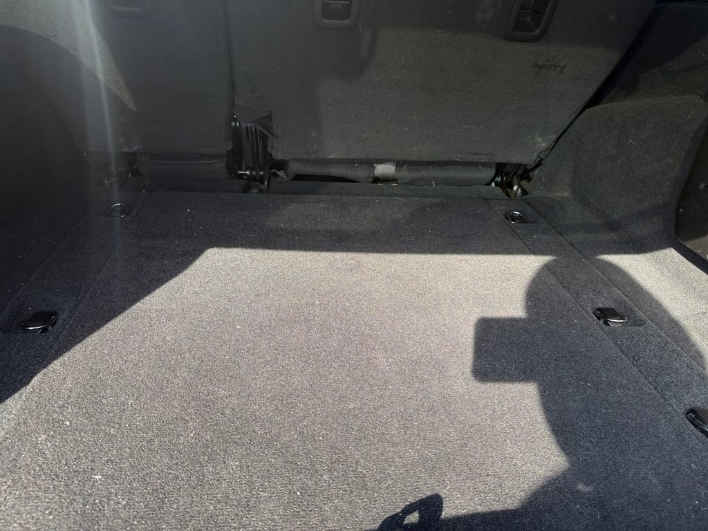 Used 2024 Jeep Wrangler Unlimited Sport AWD/4WD image 17