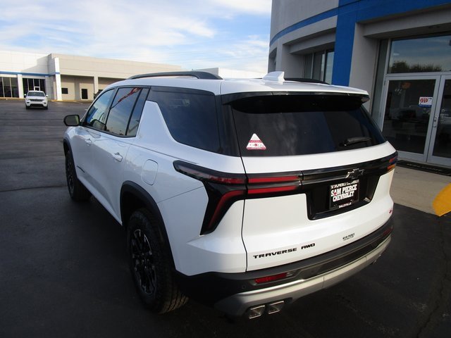 New 2026 Chevrolet Traverse Z71 w/ Driver Confidence Package image 3