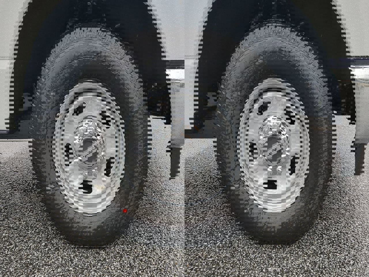 New 2026 Ford F250 XL w/ XL Chrome Package image 9