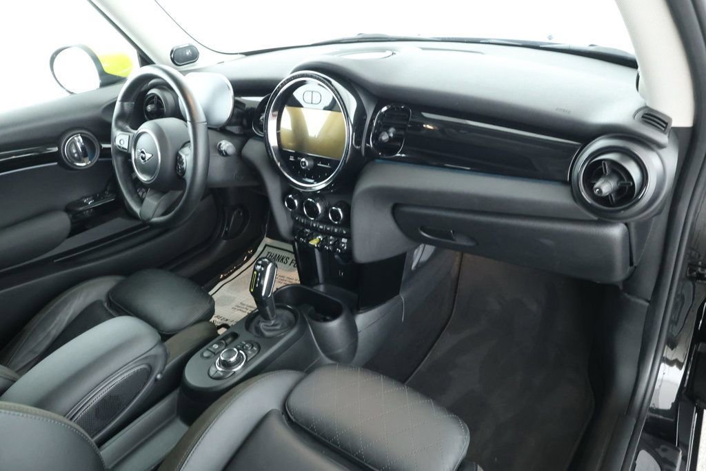 Used 2023 MINI Cooper SE image 23