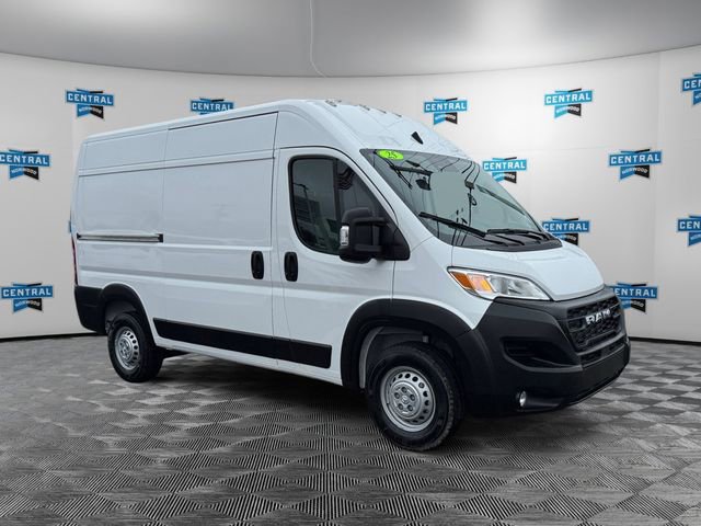 Used 2025 RAM ProMaster 2500 w/ Convenience Group image 7