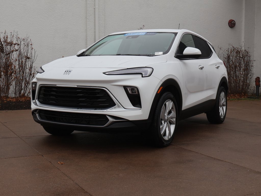 Used 2025 Buick Encore GX Preferred image 3